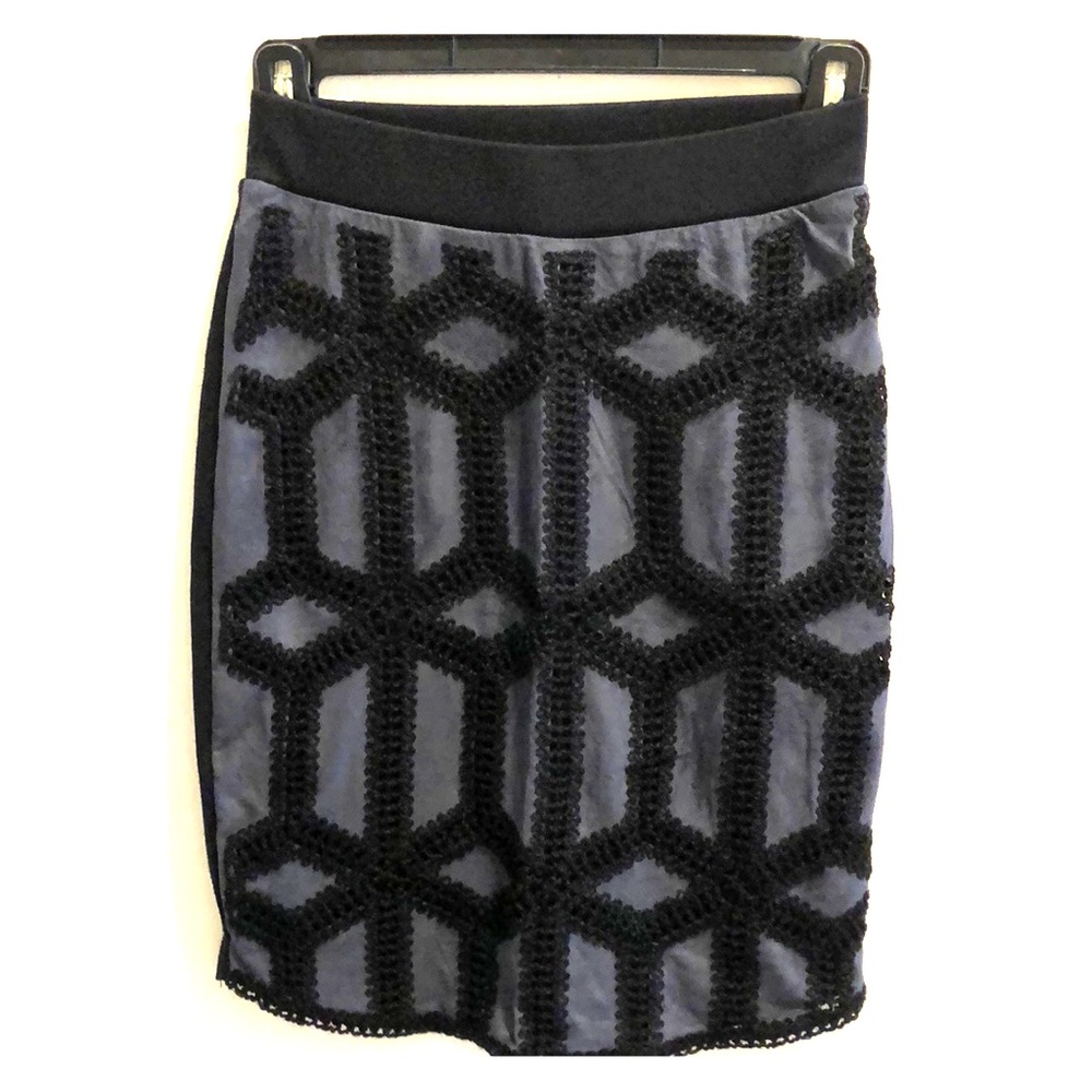 Very comfortable and stretchy, high waisted skirt.